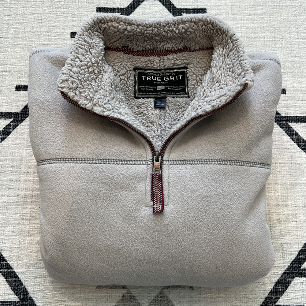 true grit~fleece & sherpa pullover
